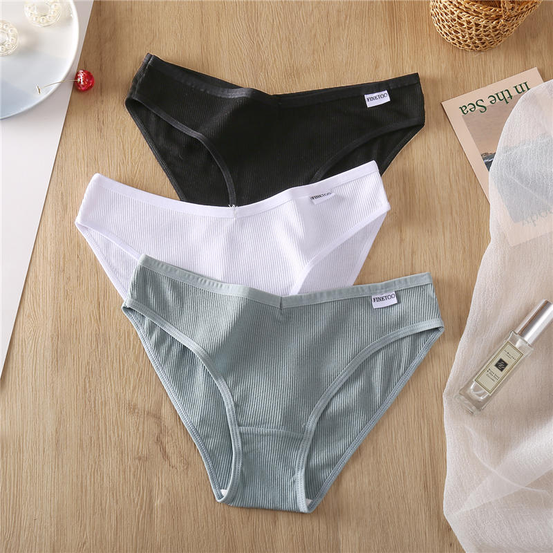 Women's Breathable Cotton Panties 4 Pcs Set